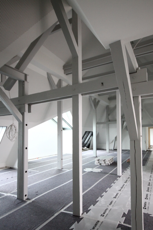 Architekturprojekt, Bauen im Bestand, Dachgeschoss, Kurfürstendamm, Office, Denkmalschutz